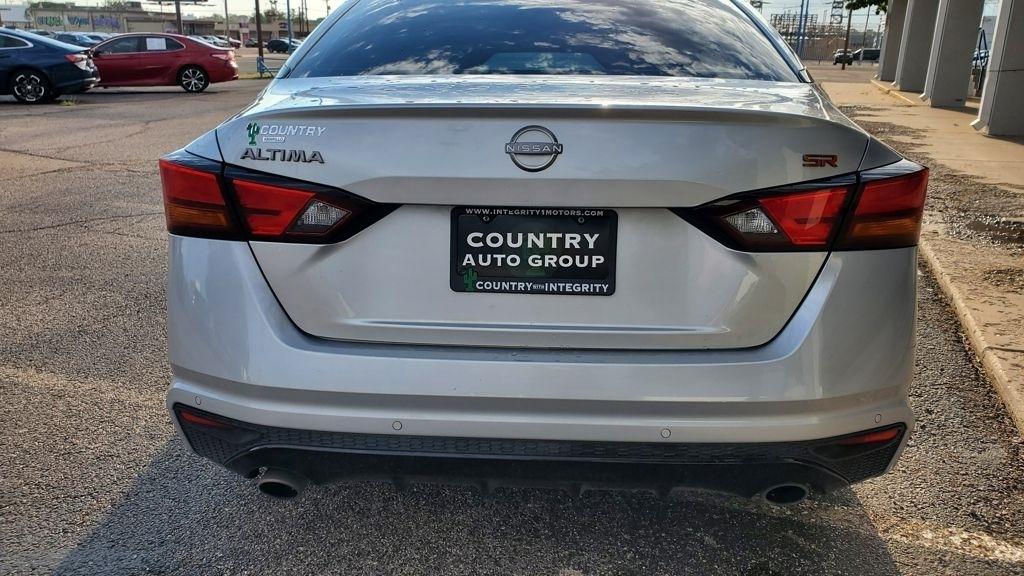 Nissan Altima  2023