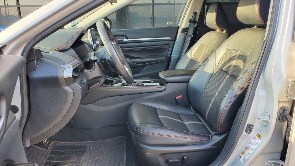 Nissan Altima  2023