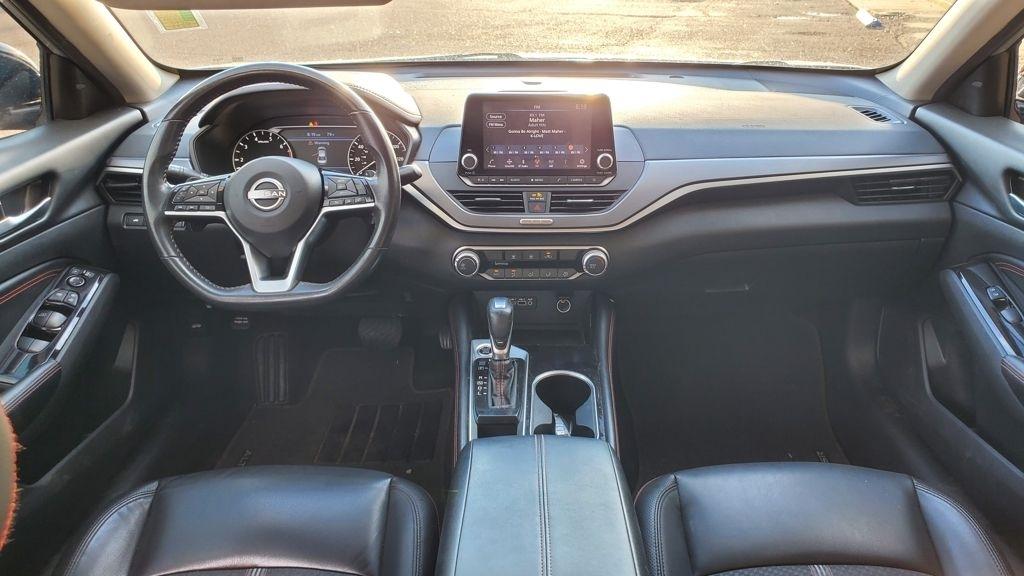 Nissan Altima  2023