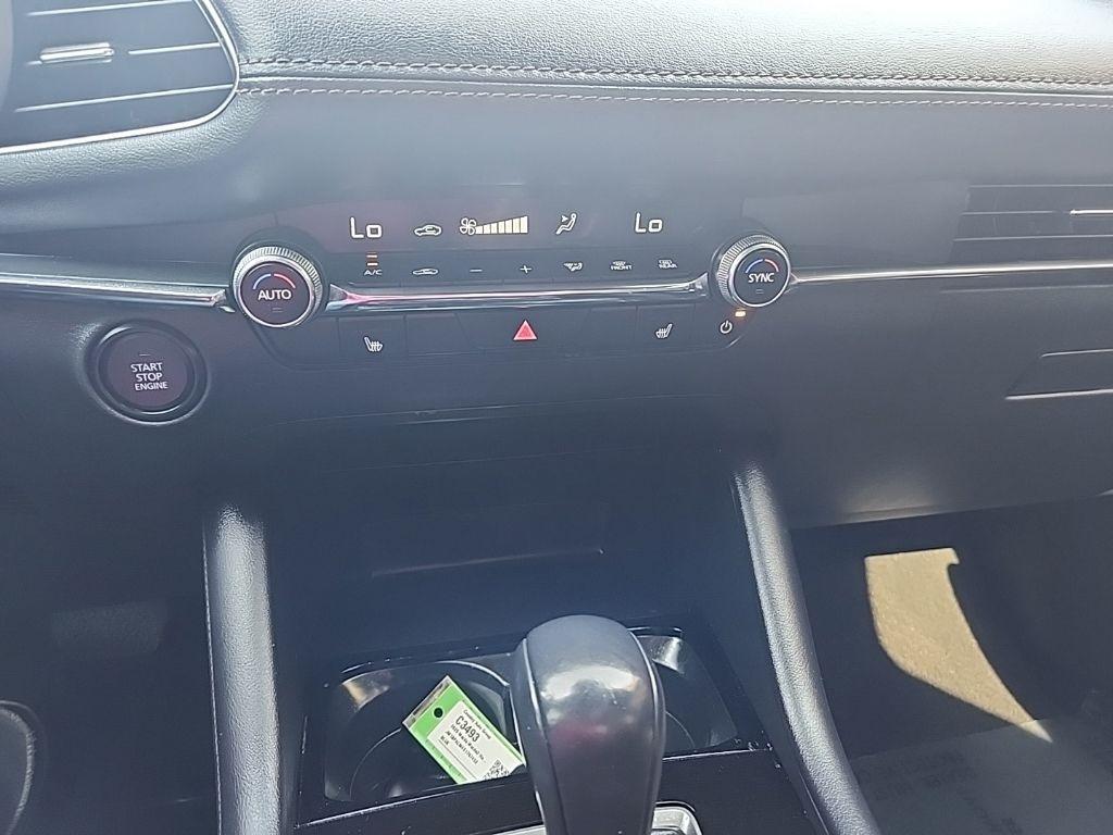 Mazda MAZDA3  2025