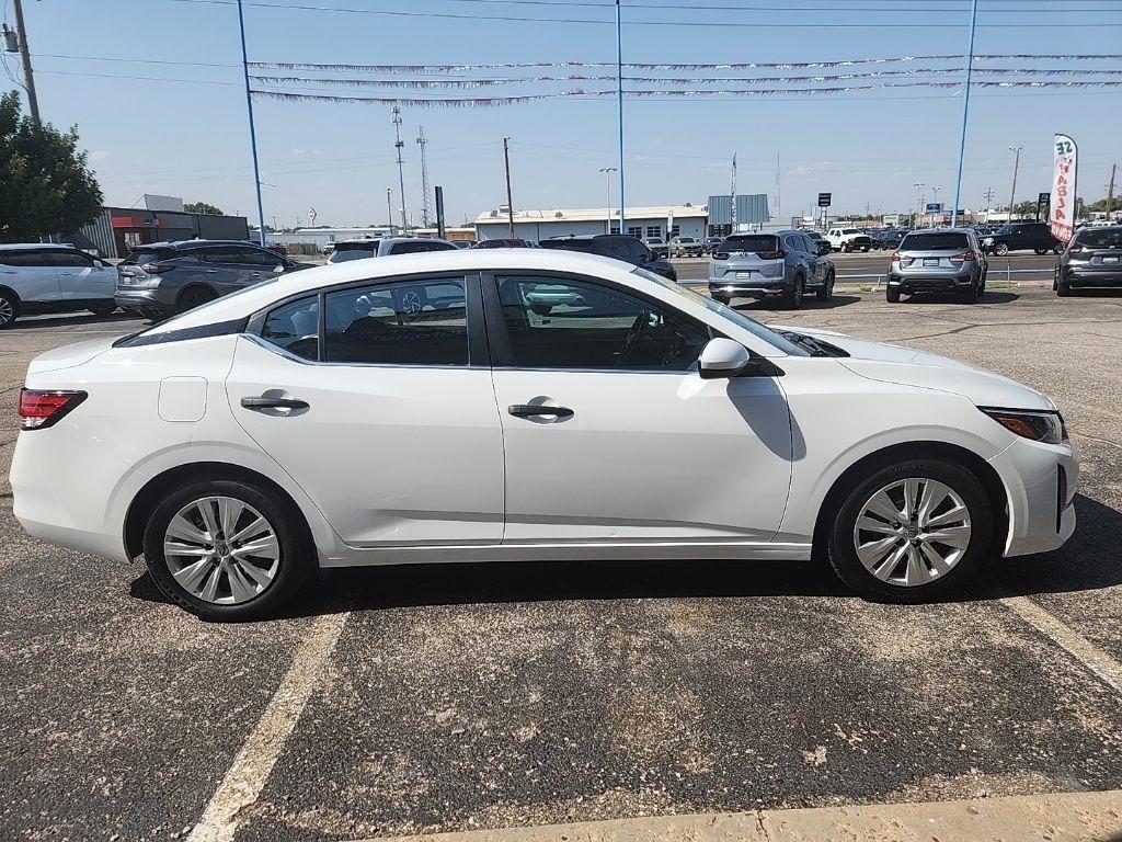 Nissan Sentra  2024