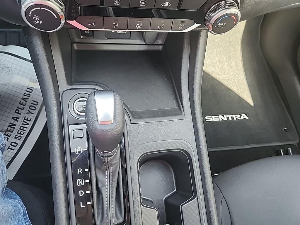 Nissan Sentra  2024