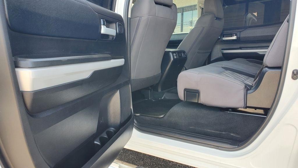 Toyota Tundra  2020