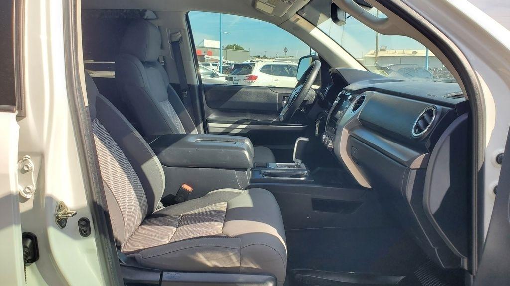 Toyota Tundra  2020