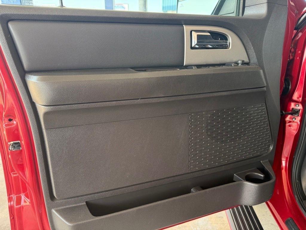 Ford Expedition  2013