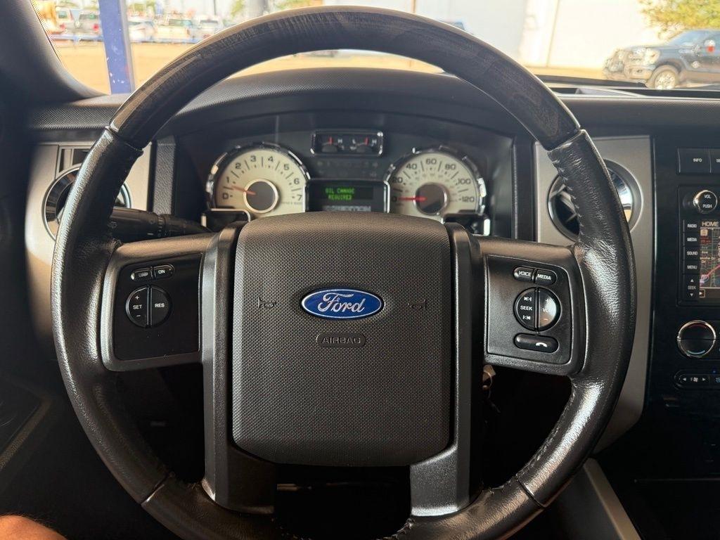 Ford Expedition  2013