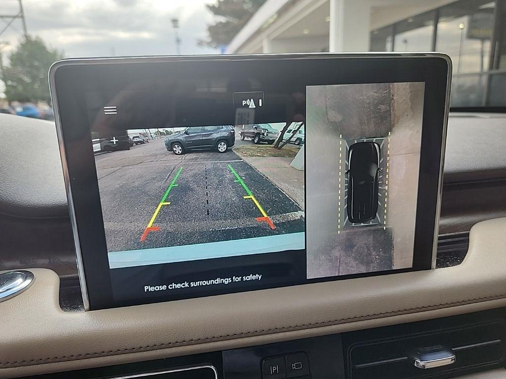 Lincoln Aviator  2020