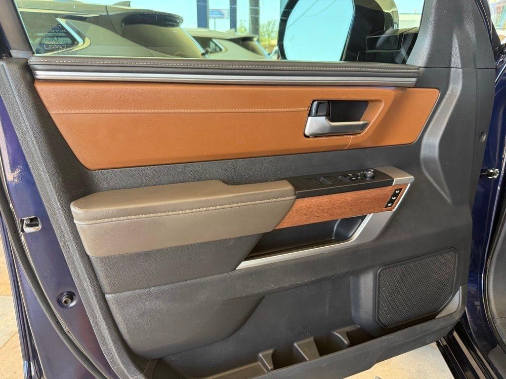 Toyota Tundra  2023