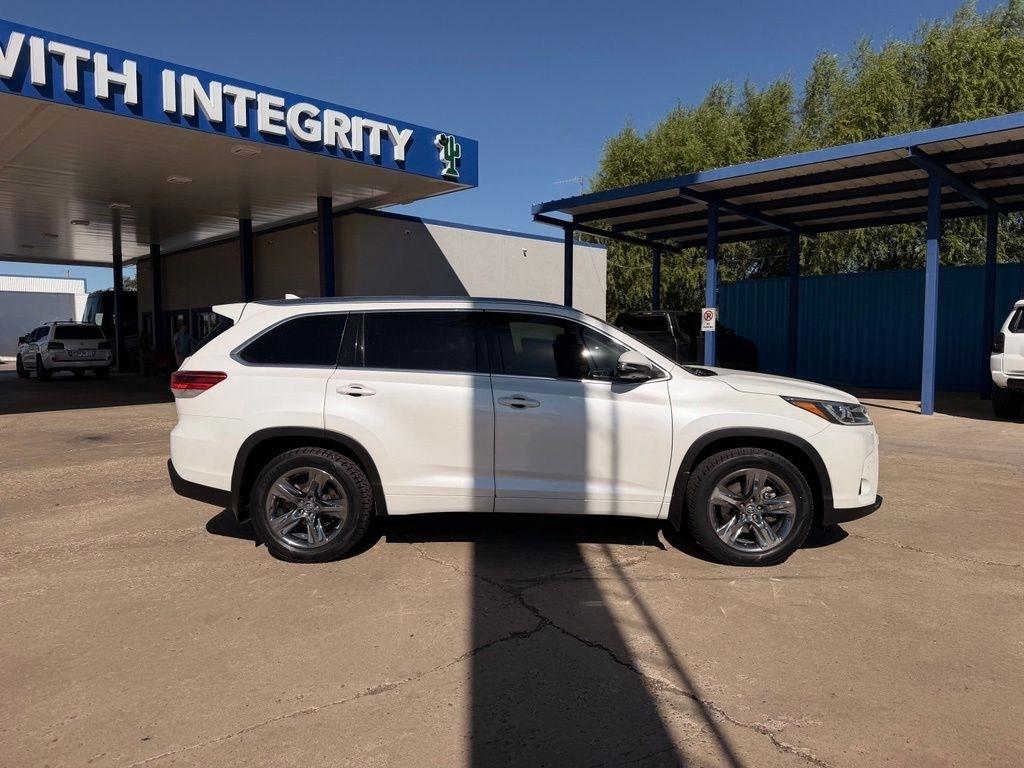 Toyota Highlander  2019
