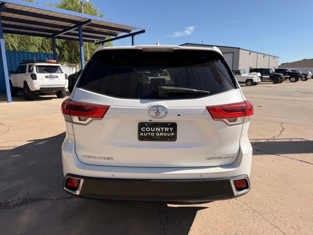 Toyota Highlander  2019