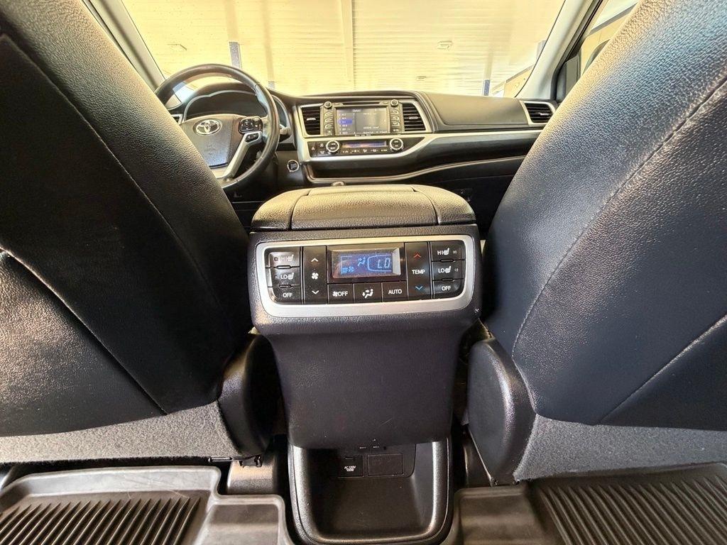 Toyota Highlander  2019