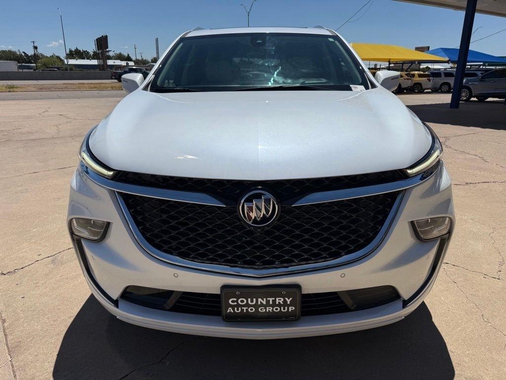 Buick Enclave  2022