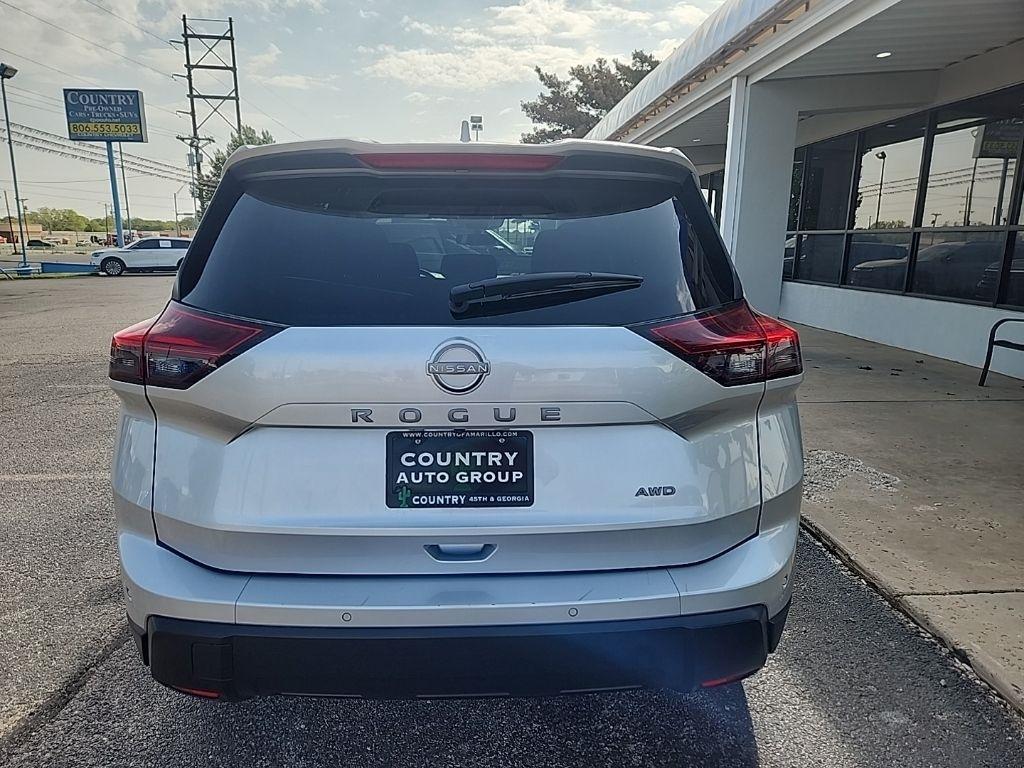 Nissan Rogue  2025
