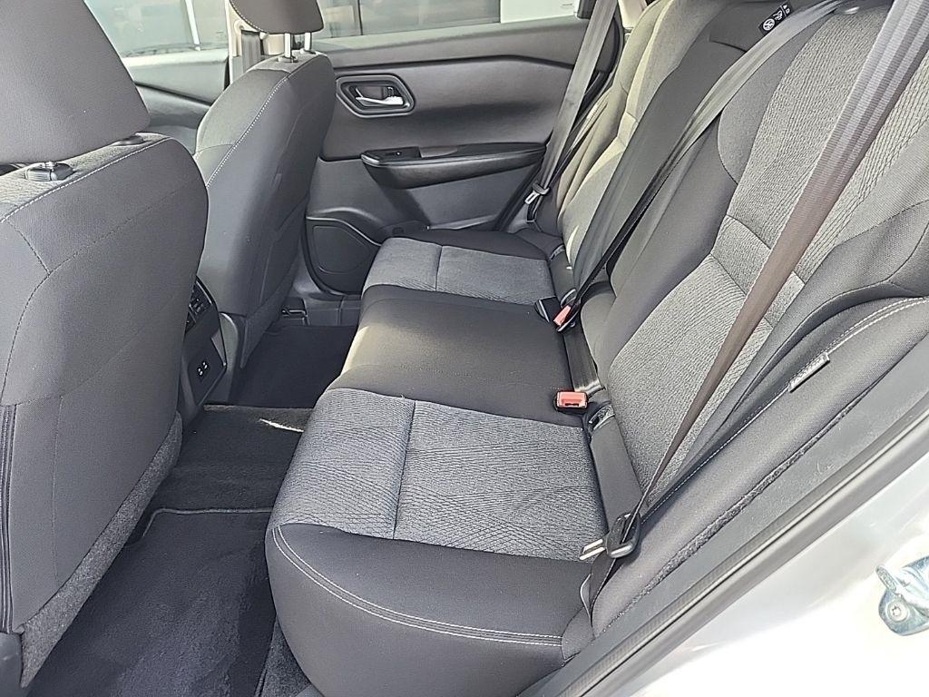 Nissan Rogue  2025