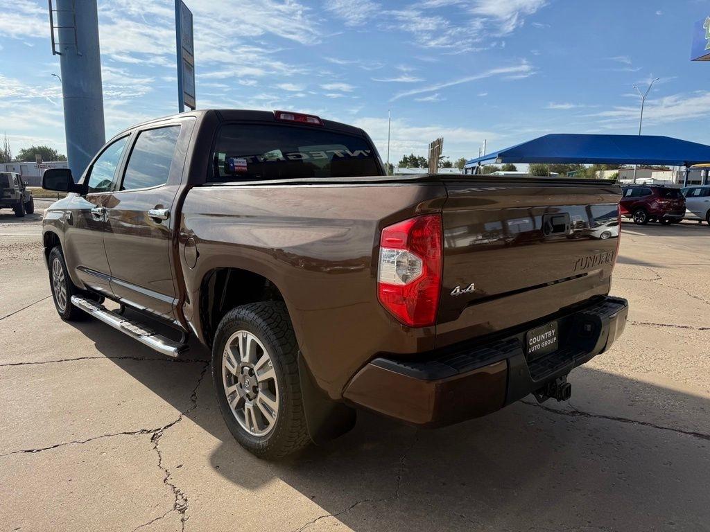 Toyota Tundra  2016