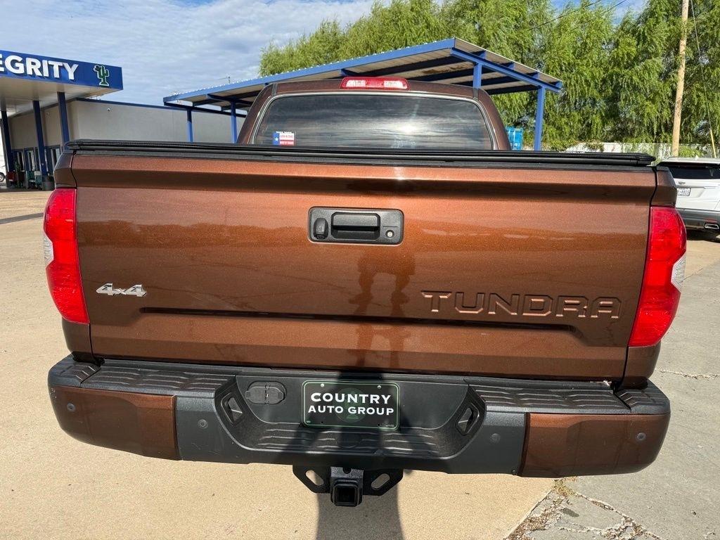 Toyota Tundra  2016