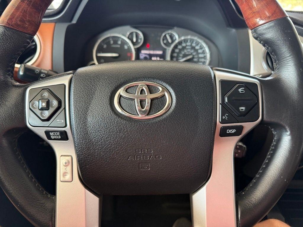 Toyota Tundra  2016