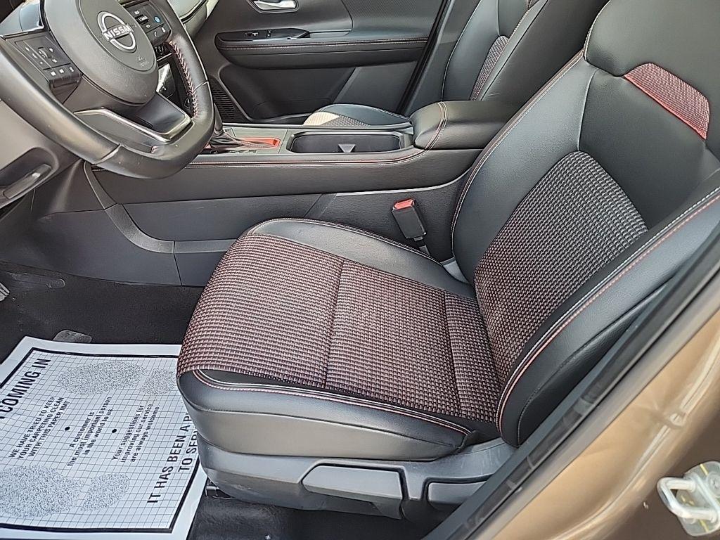 Nissan Kicks  2025