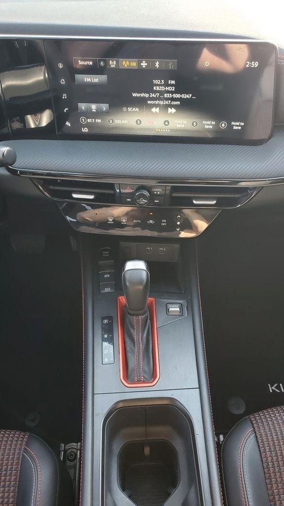 Nissan Kicks  2025