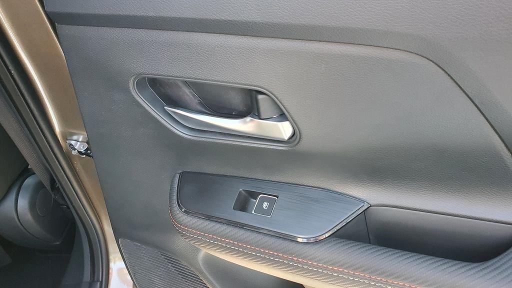 Nissan Kicks  2025