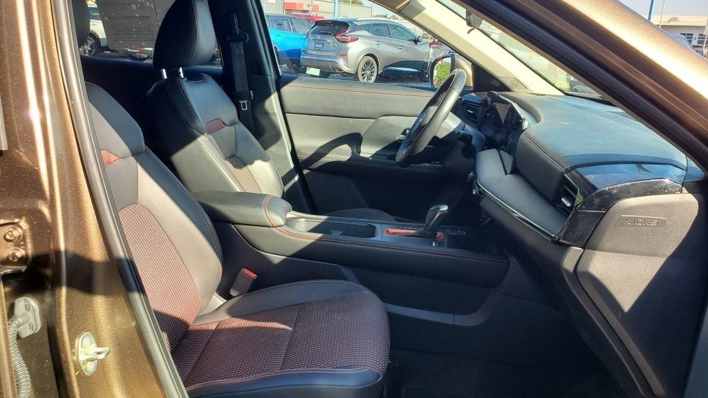 Nissan Kicks  2025