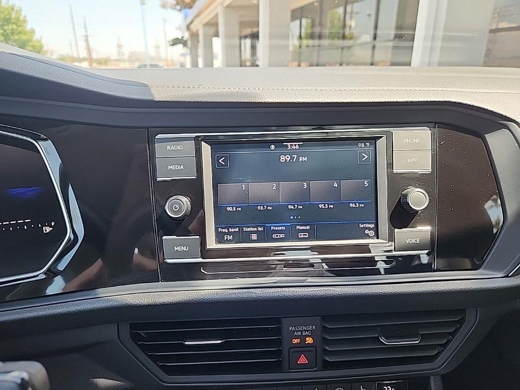 Volkswagen Jetta  2024