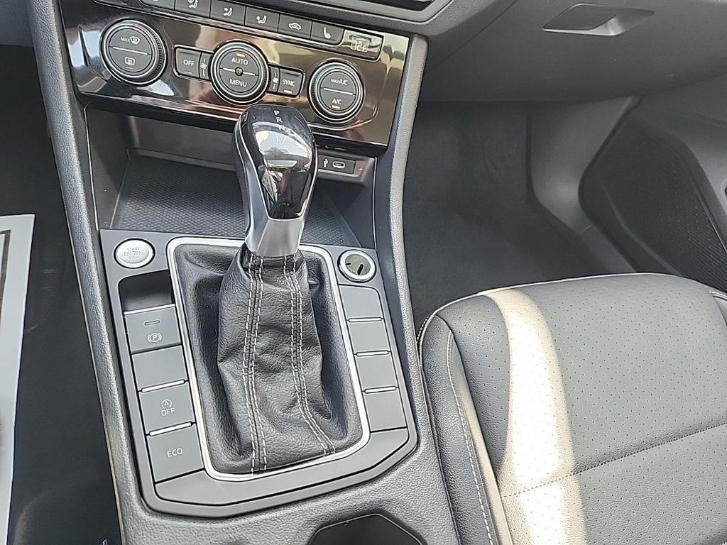 Volkswagen Jetta  2024