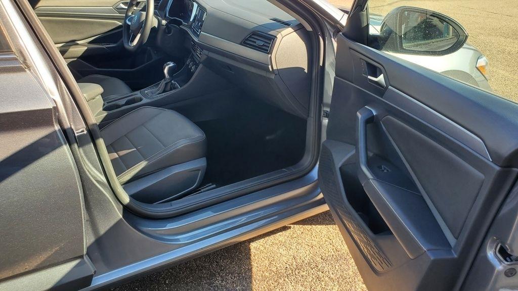 Volkswagen Jetta  2024