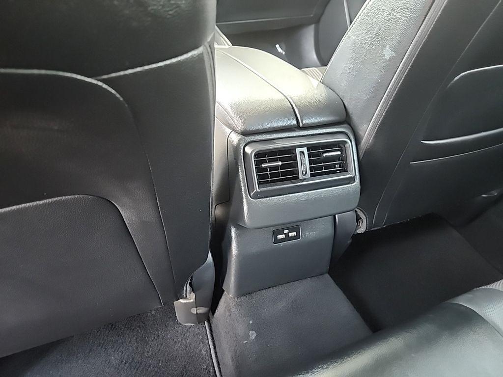 Mazda CX-50  2024