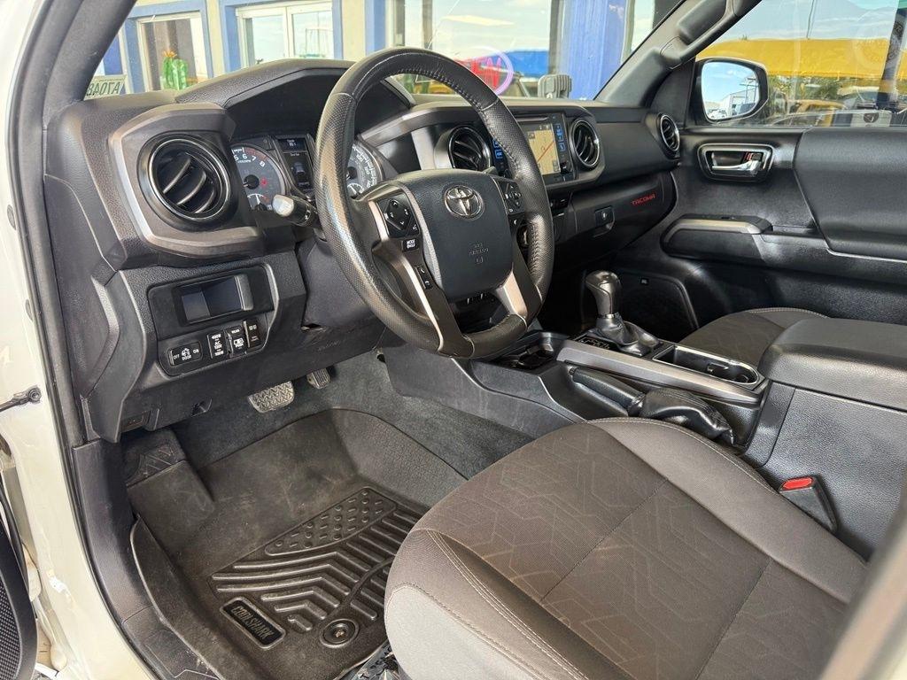 Toyota Tacoma  2017