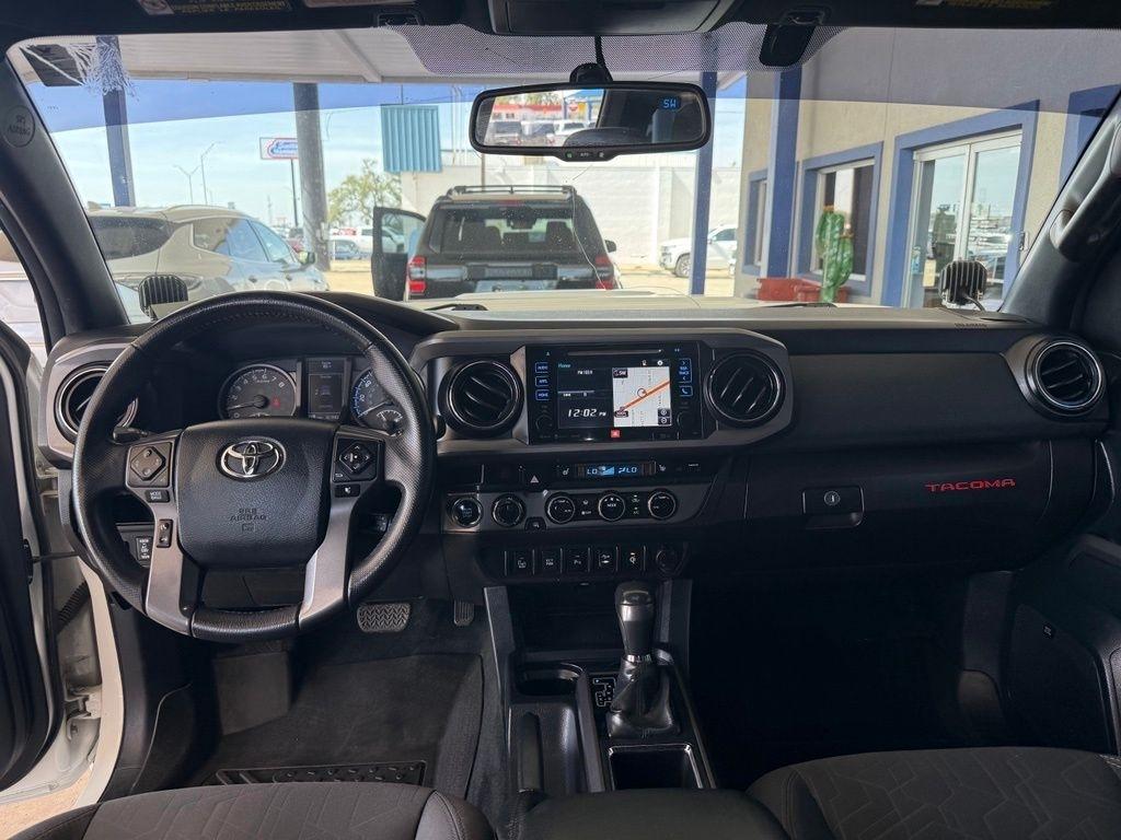 Toyota Tacoma  2017