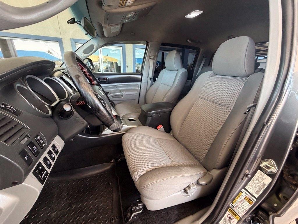 Toyota Tacoma  2014