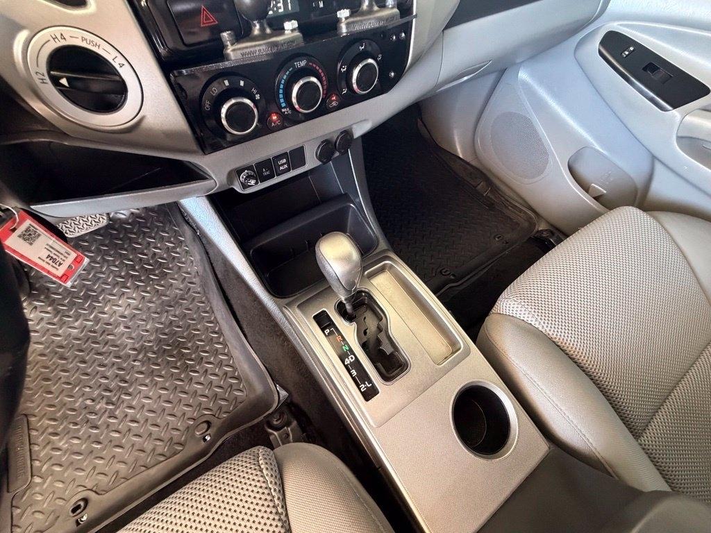Toyota Tacoma  2014