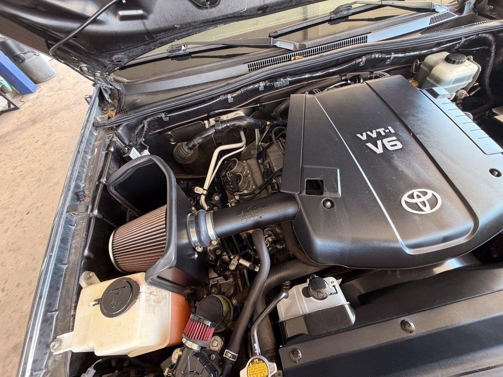 Toyota Tacoma  2014