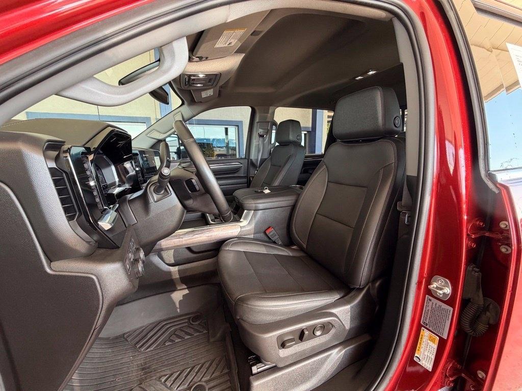 Chevrolet Silverado 2500HD  2025