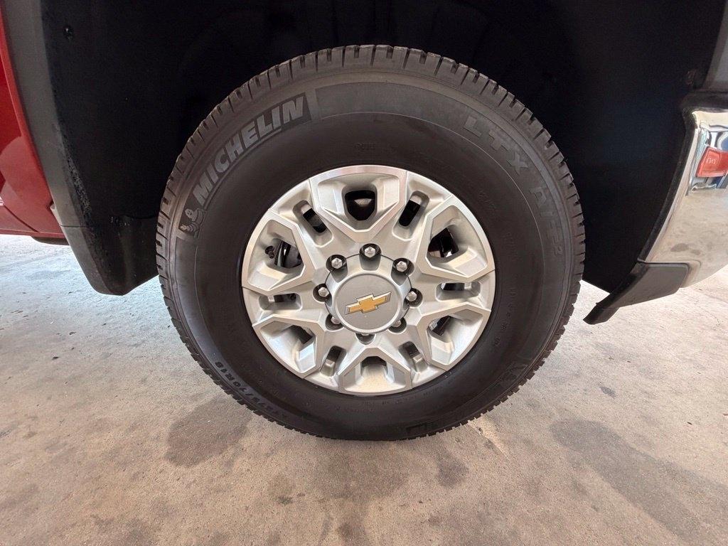 Chevrolet Silverado 2500HD  2025