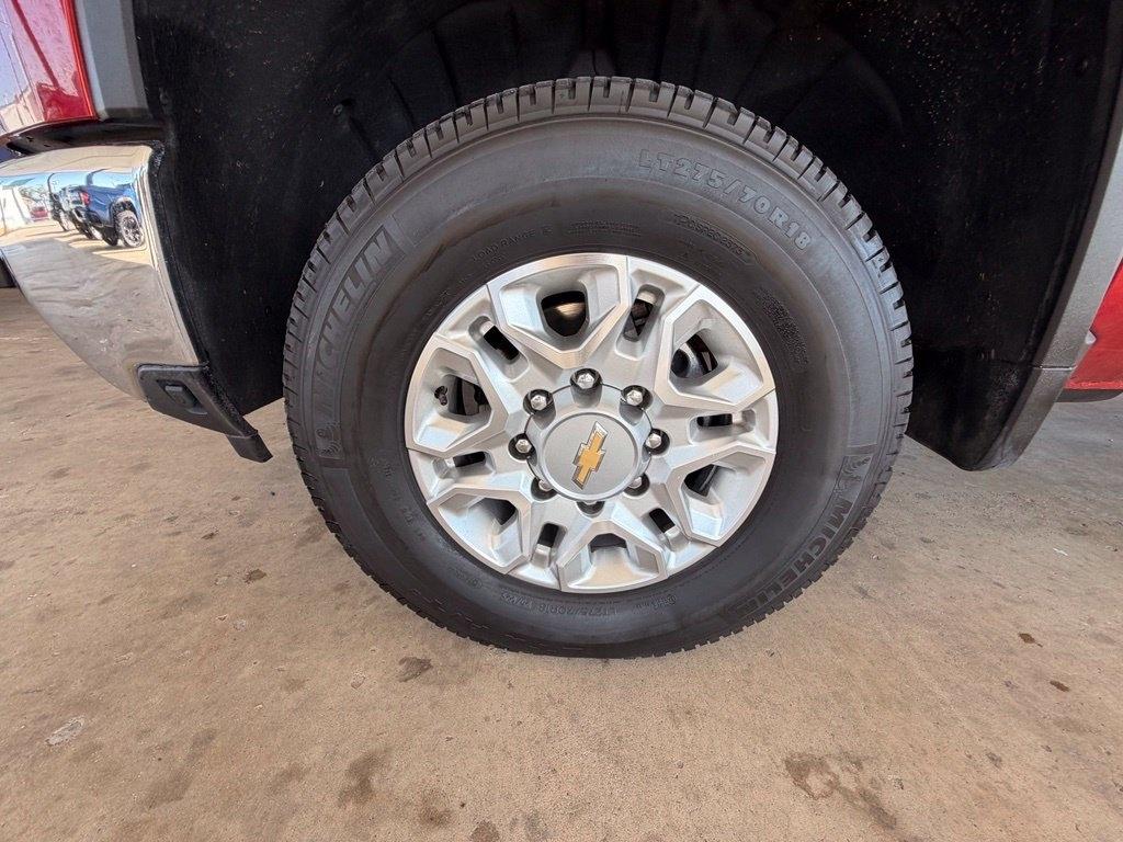 Chevrolet Silverado 2500HD  2025