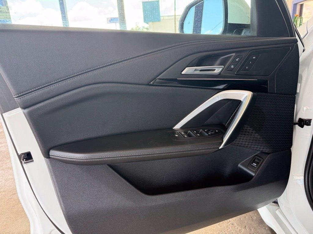 BMW X1  2025