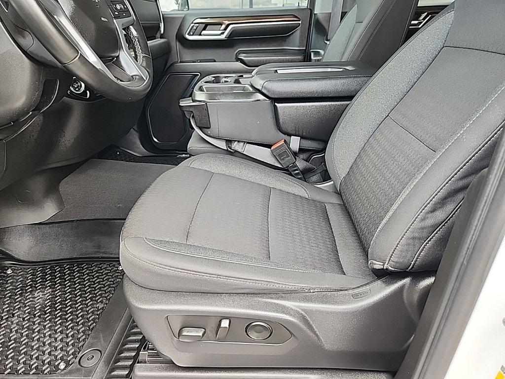 Chevrolet Silverado 1500  2024