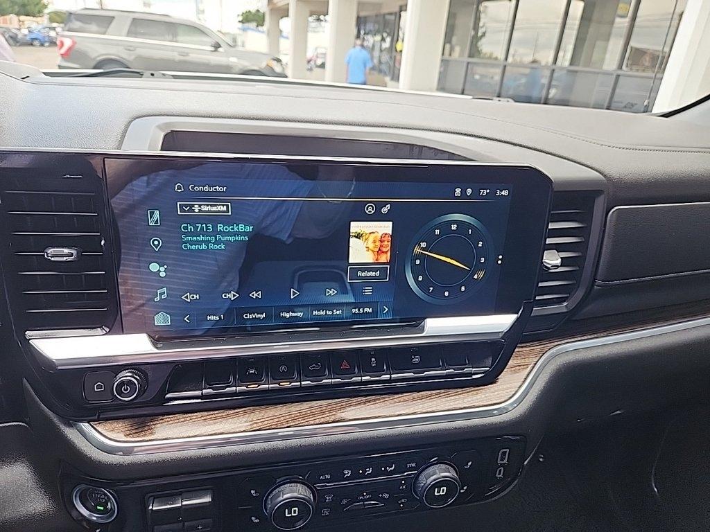 Chevrolet Silverado 1500  2024
