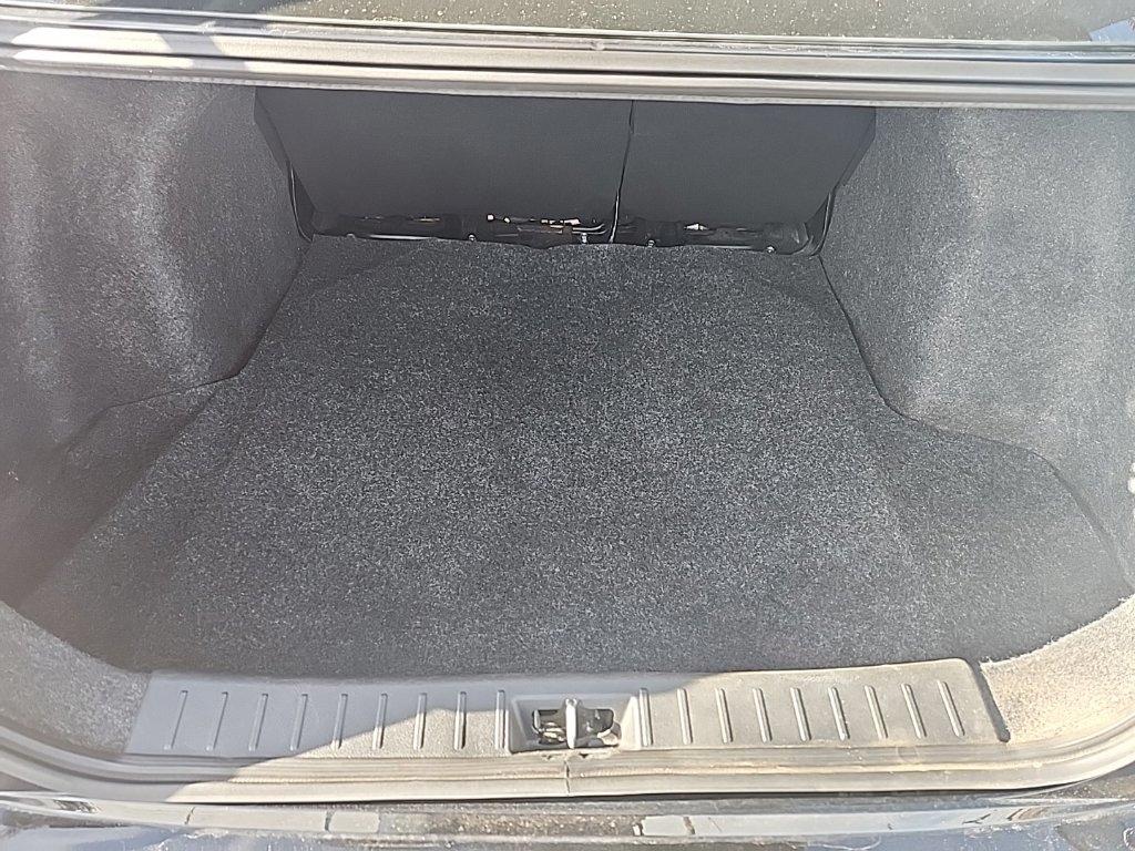 Nissan Versa  2021