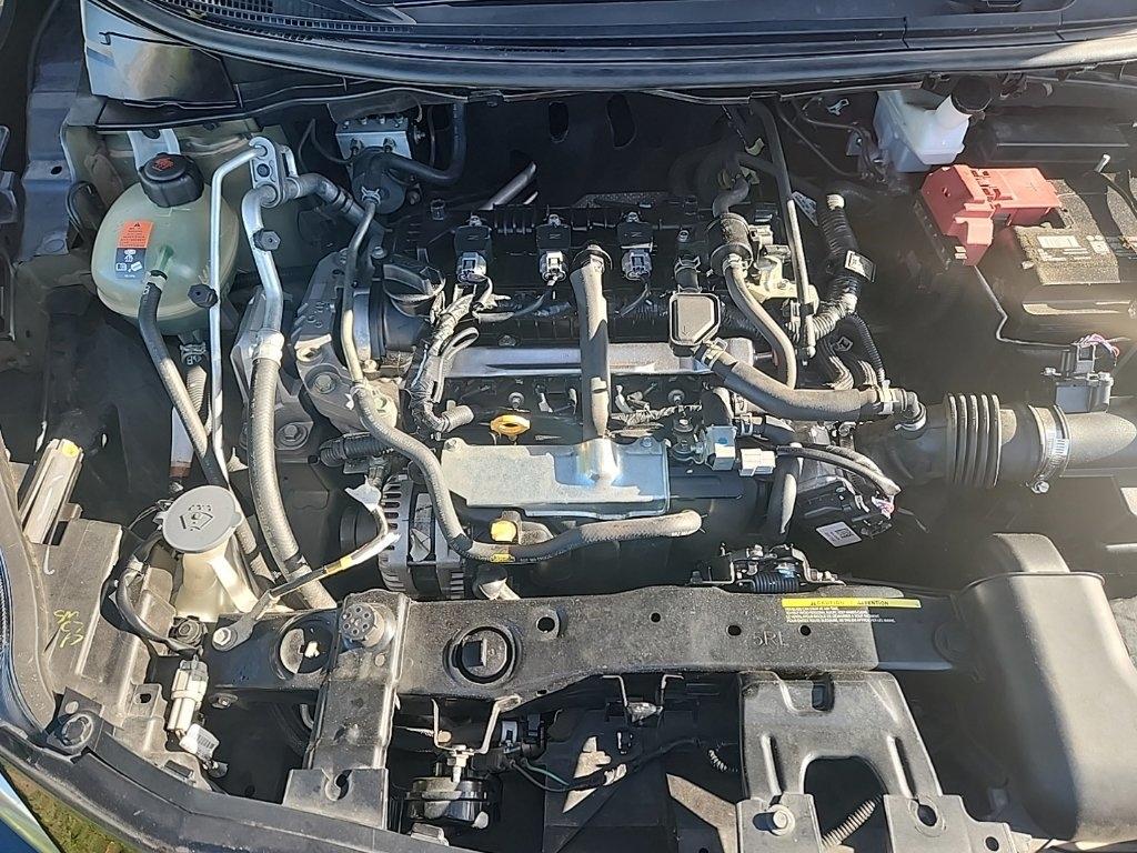 Nissan Versa  2021