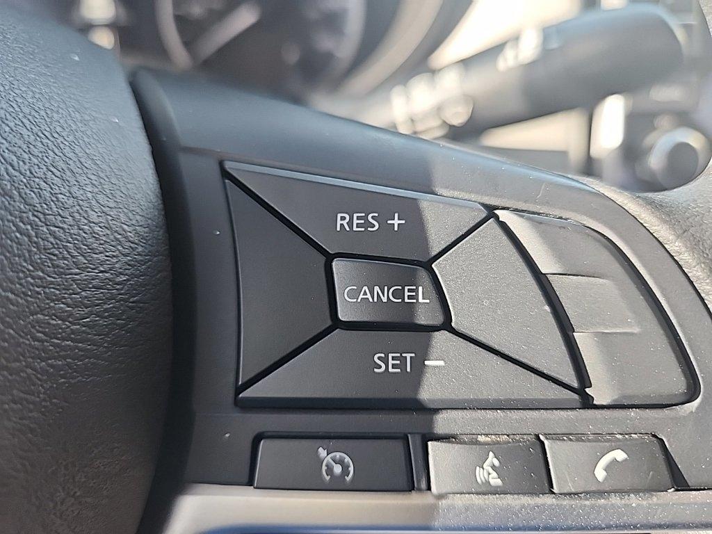 Nissan Versa  2021