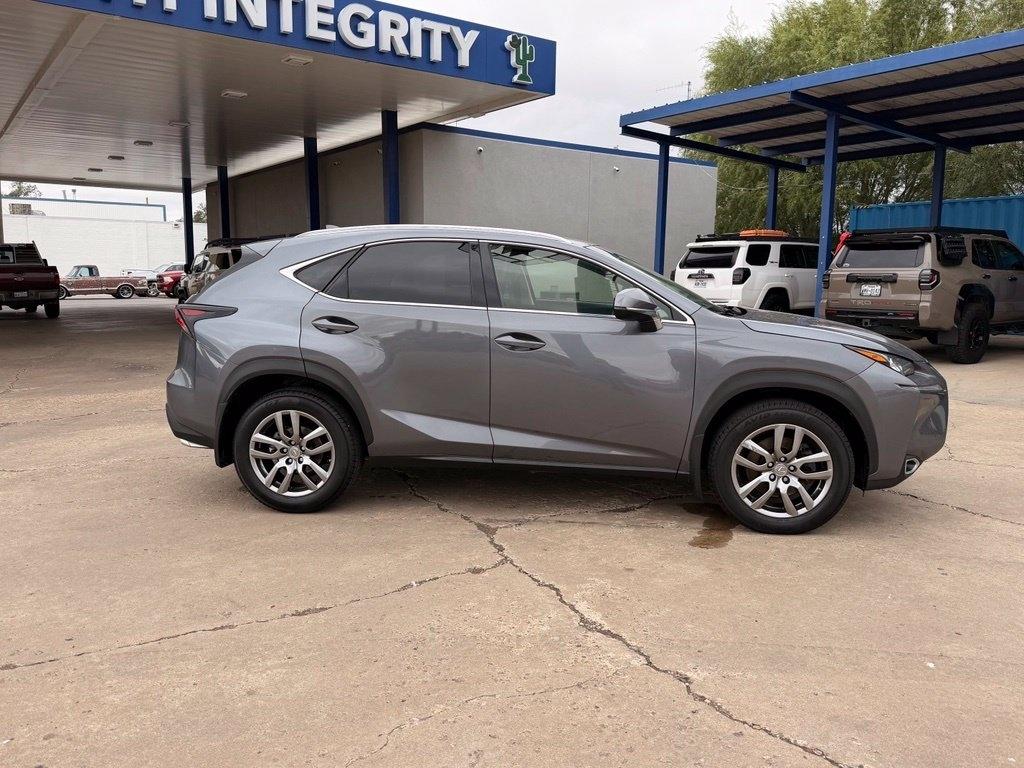 Lexus NX 200t  2015