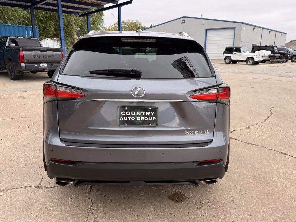 Lexus NX 200t  2015