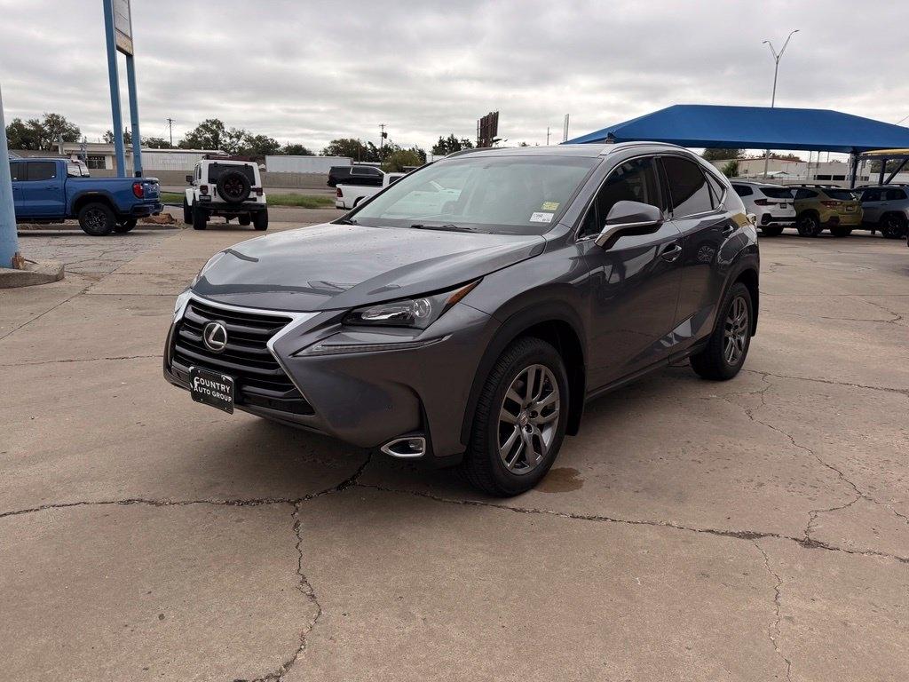 Lexus NX 200t  2015