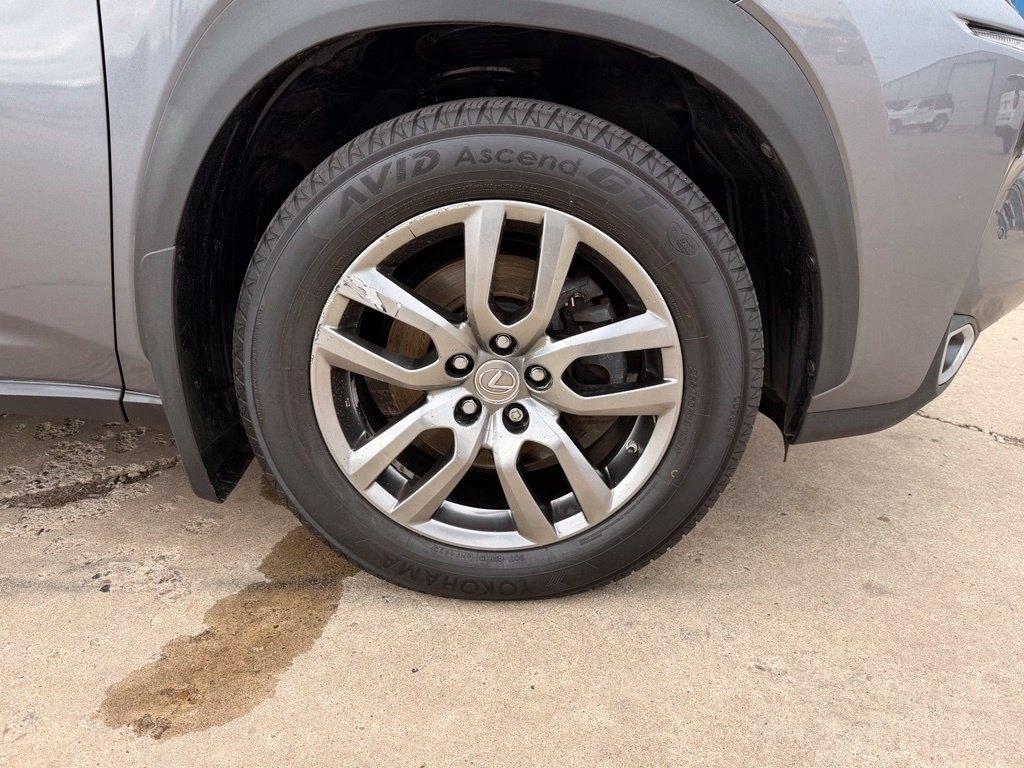 Lexus NX 200t  2015