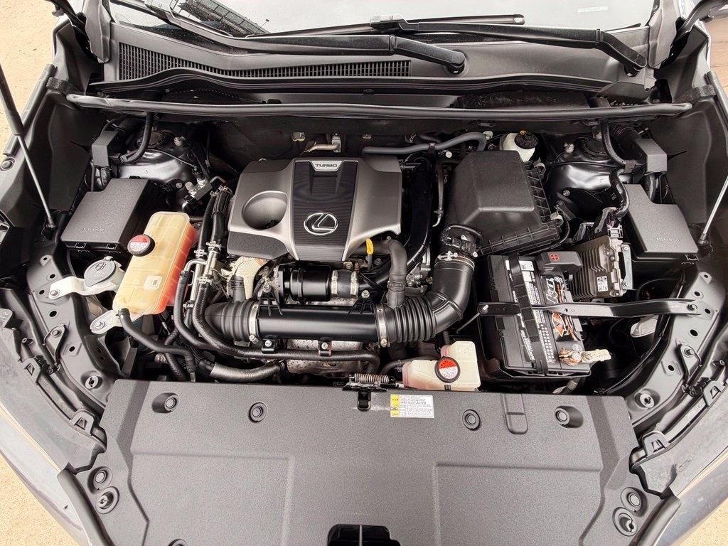 Lexus NX 200t  2015