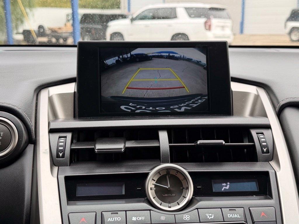 Lexus NX 200t  2015