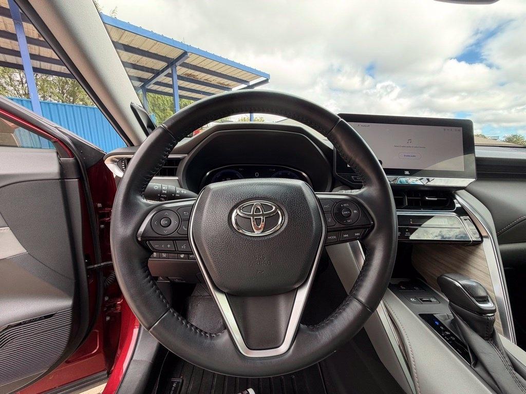 Toyota Venza  2023
